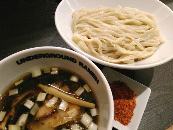 「もりそば ￥850・特製海老辛味 ￥100」@UNDERGROUND RAMEN 川越仲町の写真