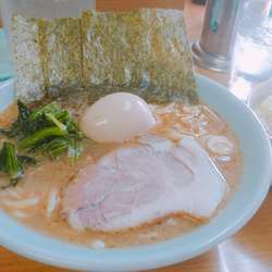 ラーメン 味玉 キャベチャー