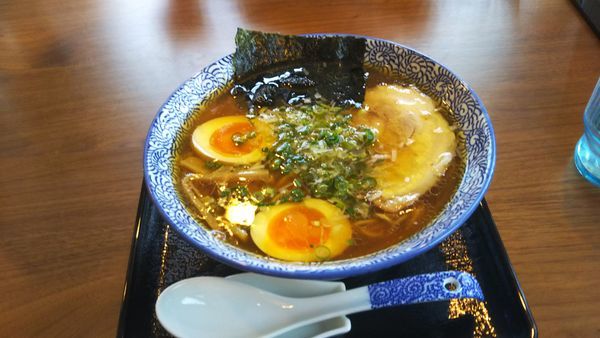 「醤油ラーメン」@實の写真