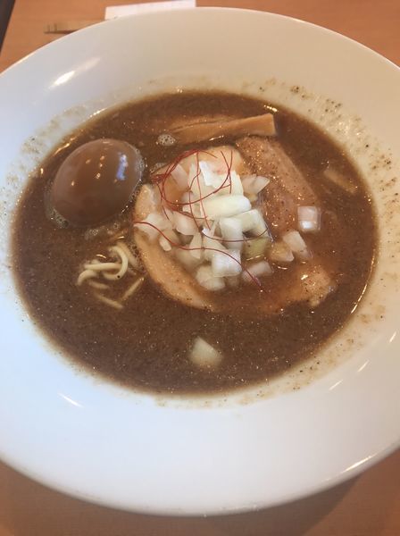 「濃厚煮干SOBA」@らーめんキッチン いいづかの写真