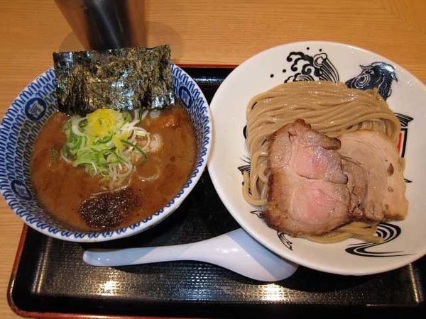 「濃厚つけ麺並　880円」@松戸富田麺業 千葉駅構内店の写真