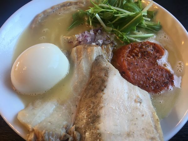 「鶏白湯［塩 大盛り］」@麺屋 京介の写真