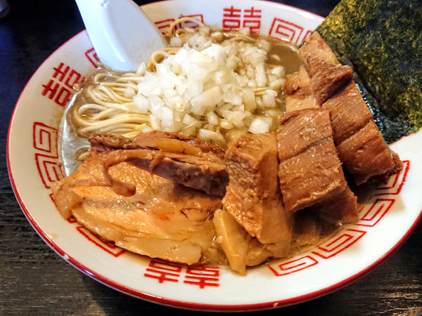 「中華ソバ＋豚増し」@中華ソバ 伊吹の写真