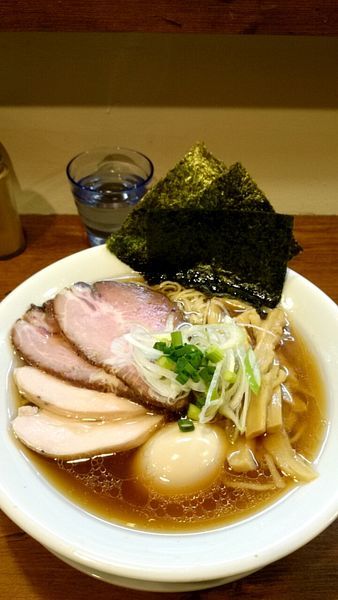 「特製醤油らーめん」@Trigo(トリーゴ)の写真