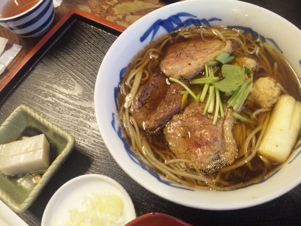 「鴨南蛮そば　1350円」@そば処 小菅亭の写真