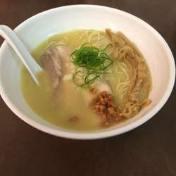 【限定】鶏白湯塩拉麺