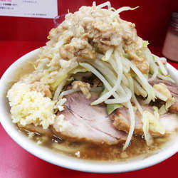 小豚 ヤサイニンニクアブラ