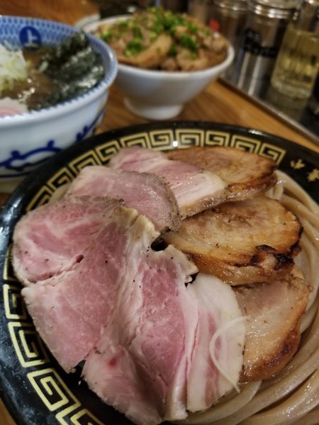「つけチャーシュー(並)チャーシューごはん」@中華蕎麦うゑずの写真