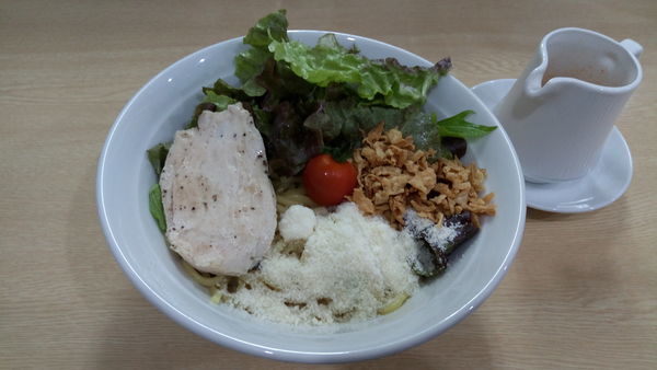 「トマトチーズまぜそば（限定）」@NOODLE BASE  TRICK☆STARの写真