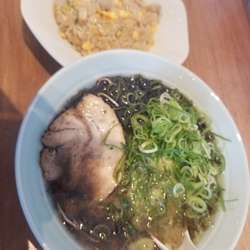 博多ネギラーメン(黒マーユ)伝説のチャーハン