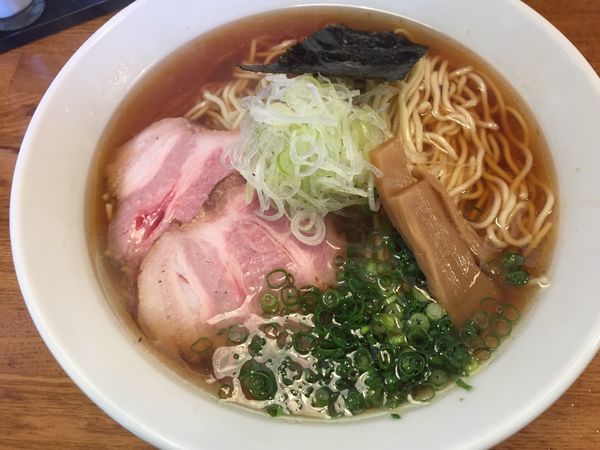 「醤油ラーメン大盛り」@青山清湯そば 青ノ樹の写真