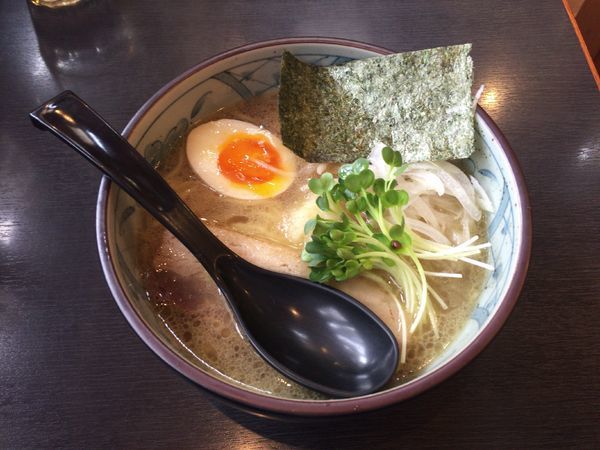 「鶏そば」@麺や うしおの写真