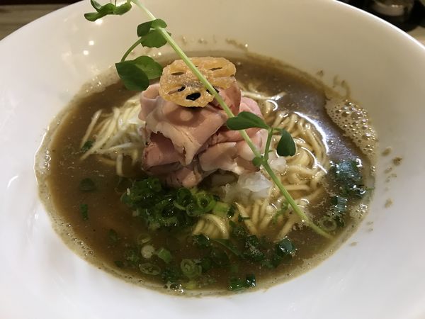 「水と煮干し 塩」@つくばらーめん 鬼者語 -オニモノガタリ-の写真