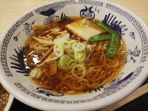 「ラーメンとミニキーマカレー900円」@中華万里の写真