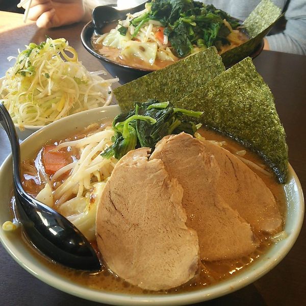 「831家ラーメン+ネギ」@831家 和田店の写真