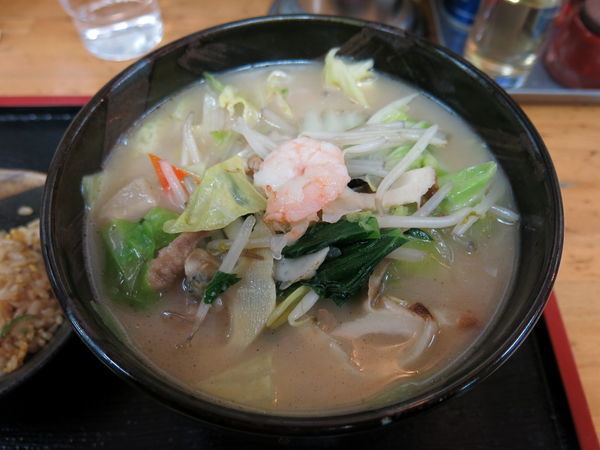 「チャンポン（ミニ炒飯付き）：880円」@東竜 新橋店の写真