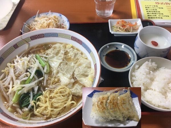 「ラーメン定食（ワンタン麺）900円」@中華料理 福楽の写真