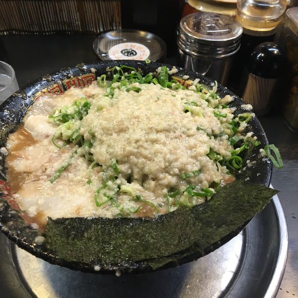 「チャーシュー麺➕大盛➕替玉」@無鉄砲 東京中野店の写真