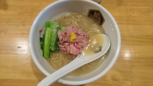 「クエらーめん」@真鯛らーめん 麺魚の写真
