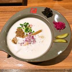 濃厚鶏白湯ラーメン