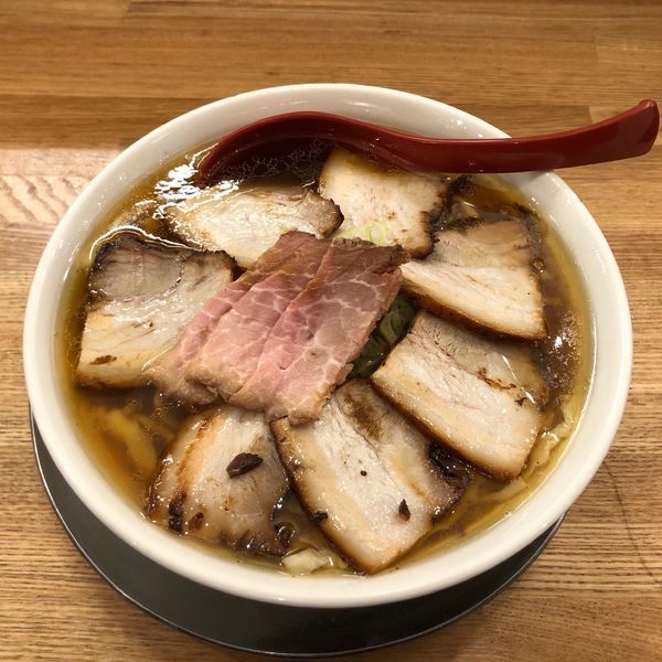 「肉そば 醤油  ¥1,070」@麺や 七彩 八丁堀店の写真