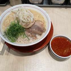 ラ－メン580円＋替え玉x2　辛脂マシマシ