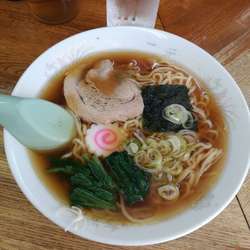 中華そば　440円