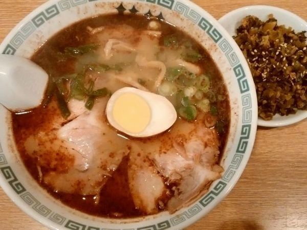 「桂花ラーメン＋高菜」@桂花ラーメン 新宿西口店の写真
