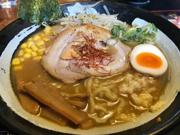 「味噌らーめん 850円 大蒜無料トッピング」@らーめん たつみの写真