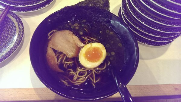 「荒節醤油ラーメン、黒」@はま寿司 町田野津田店の写真