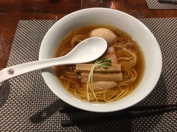 「味玉鶏そば」@らぁ麺 やまぐちの写真