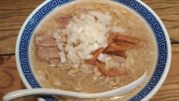 「背脂煮干」@ナベラボ 池袋〝新潟ラーメン〟の写真