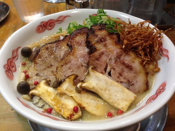 「「限定」キノコ味噌ラーメン + チャーシュー」@流星軒の写真