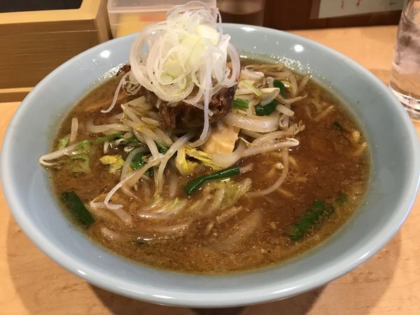 「魚介味噌らーめん 850円」@こいけ屋の写真