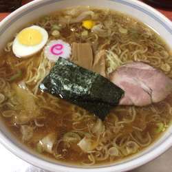 ワンタン麺