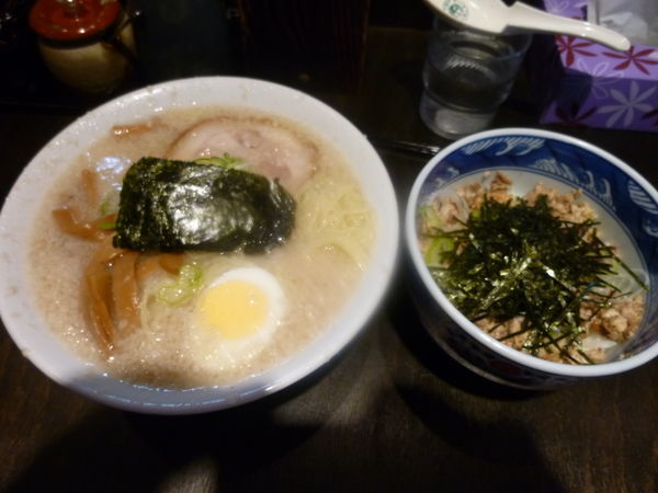 「楽らーめん」@新橋元楽の写真