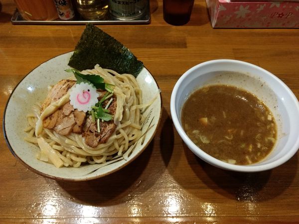 「煮干しつけ麺」@馳走麺 狸穴の写真