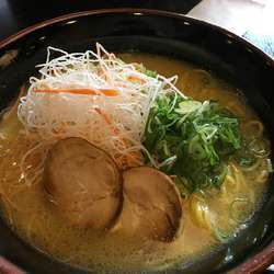 鶏白湯ラーメン大盛