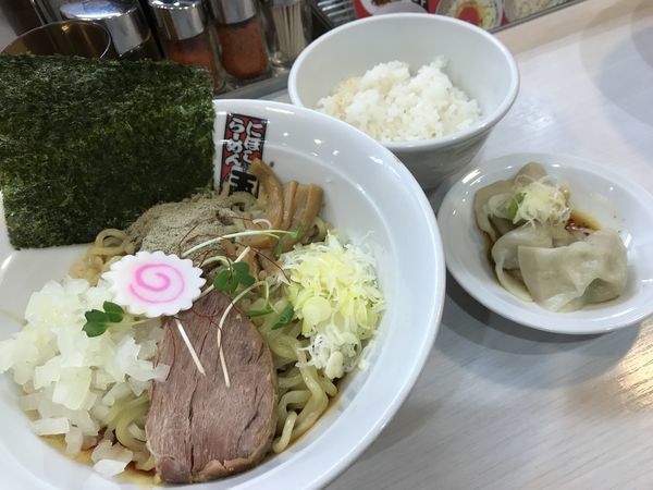 「煮干しまぜめん」@煮干しらーめん 玉五郎 阪急三番街店の写真