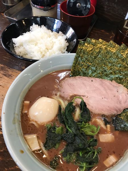 「海苔半熟味玉ラーメン」@らーめん武道家 口の写真
