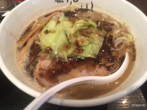 「黒こってりらーめん」@煮干しらーめん青樹 立川店の写真