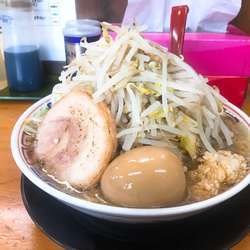 味玉もやしラーメン（中）