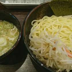 つけ麺しょうゆ(1玉)_800円