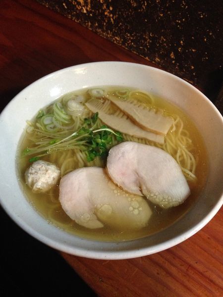 「鶏そば一番絞り 塩  700円」@中華そばつけそば 千思萬考の写真