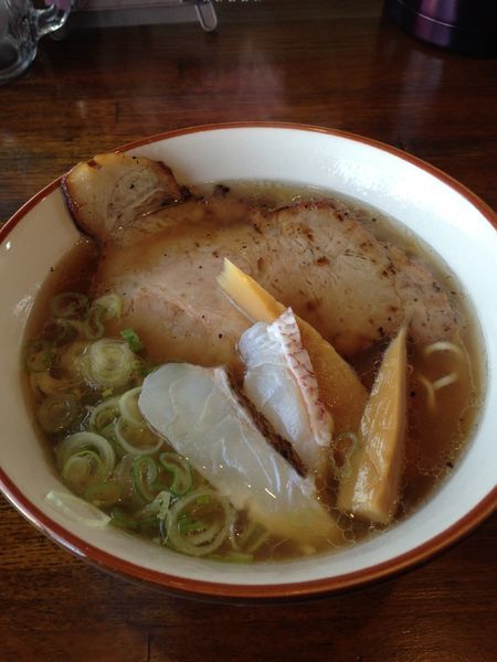 「あら炊き中華そば 醤油」@中華そば GO.TO.KU ～仁～の写真