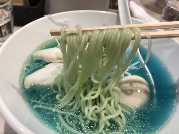 「鶏清湯　青　￥９００」@濃厚鶏出汁拉麺 吉法師 KIPPOSHIの写真