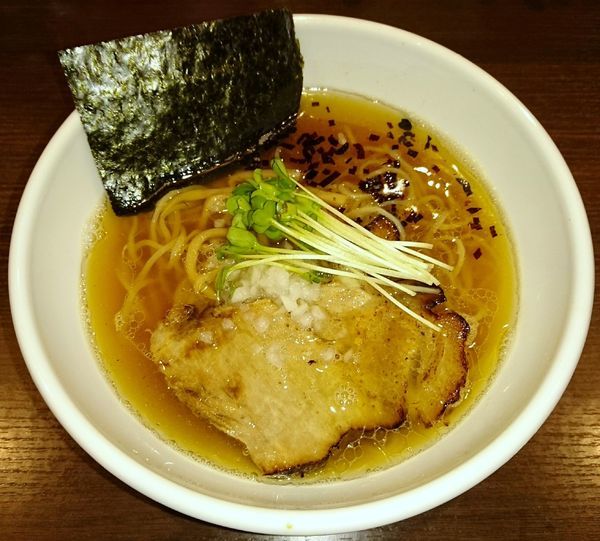 「端麗煮干し醤油そば」@自家製麺 まかないへきるの写真