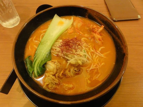 「赤チゲホタテらーめん」@古潭 阪急サン広場店の写真