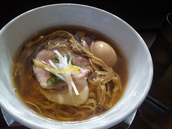 「味玉中華そば＠醤油　800円」@麺道 麒麟児の写真