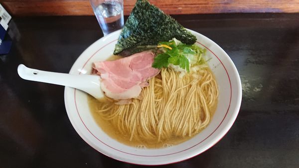 「煮干しそば 白 （大盛） 900円」@と多゛食堂の写真